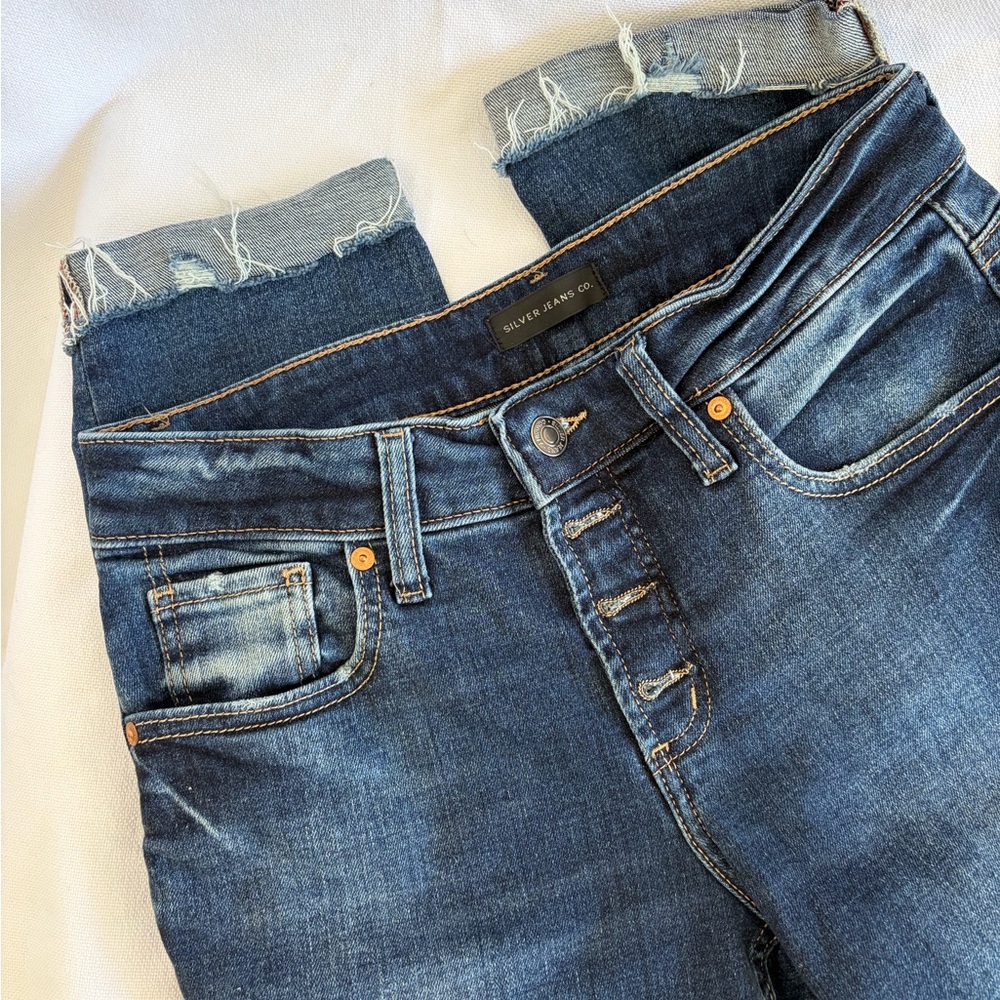 Silver Jeans Co. Women's Wash High-Rise Button-Fly Boyfriend Jeans, W26/L27